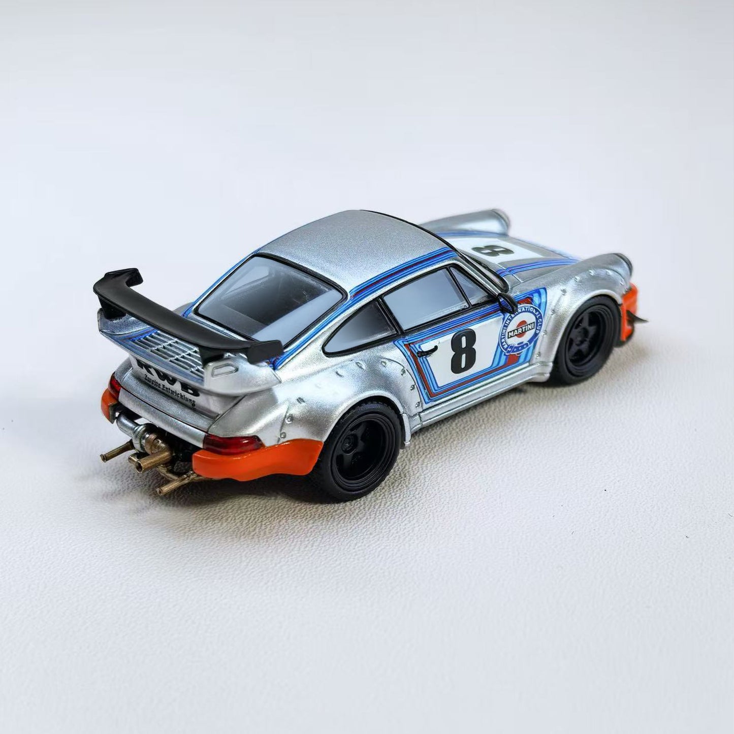Model Model 1:64 RWB 964 Ichiban Boshi #8 (Orange)
