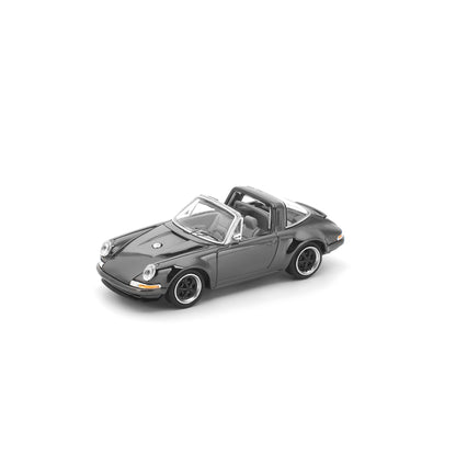 Pop Race 1:64 Singer Targa - Dark Chrome