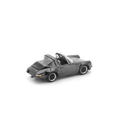 Pop Race 1:64 Singer Targa - Dark Chrome