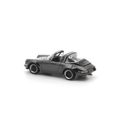 Pop Race 1:64 Singer Targa - Dark Chrome