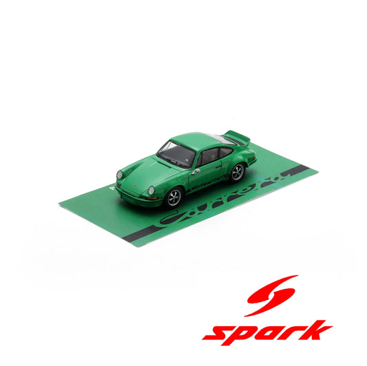 Spark 1:64 Porsche 911 2.8 RSR (Green with black stripe)