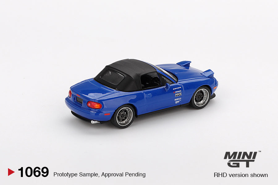 Mini-GT 1:64 Mazda Miata MX-5 (NA) Tuned Version - Dark Blue