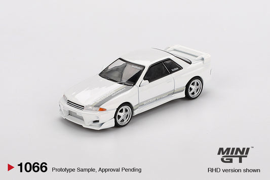 Mini GT 1:64 Nissan Skyline GT-R (R32) VeilSide Combat C-I White