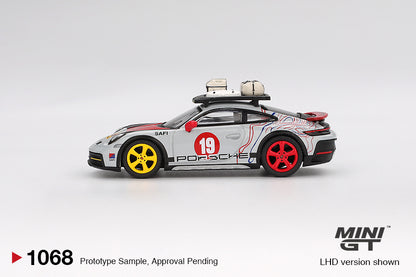 Mini GT 1:64 Porsche 911 Dakar "Mr. Darkar"- Silver